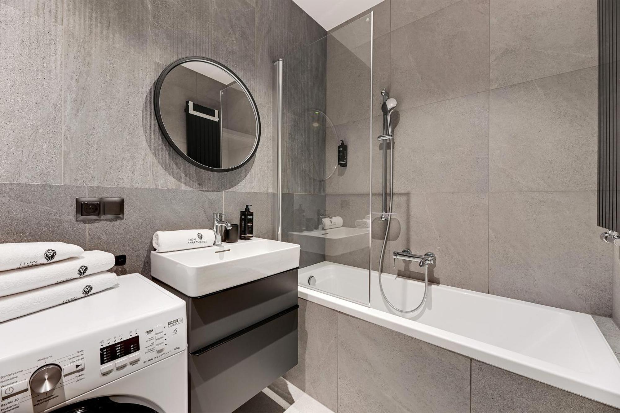 Scala City Center Magic Apartments With Parking By Lion Apartments Гданьск Экстерьер фото